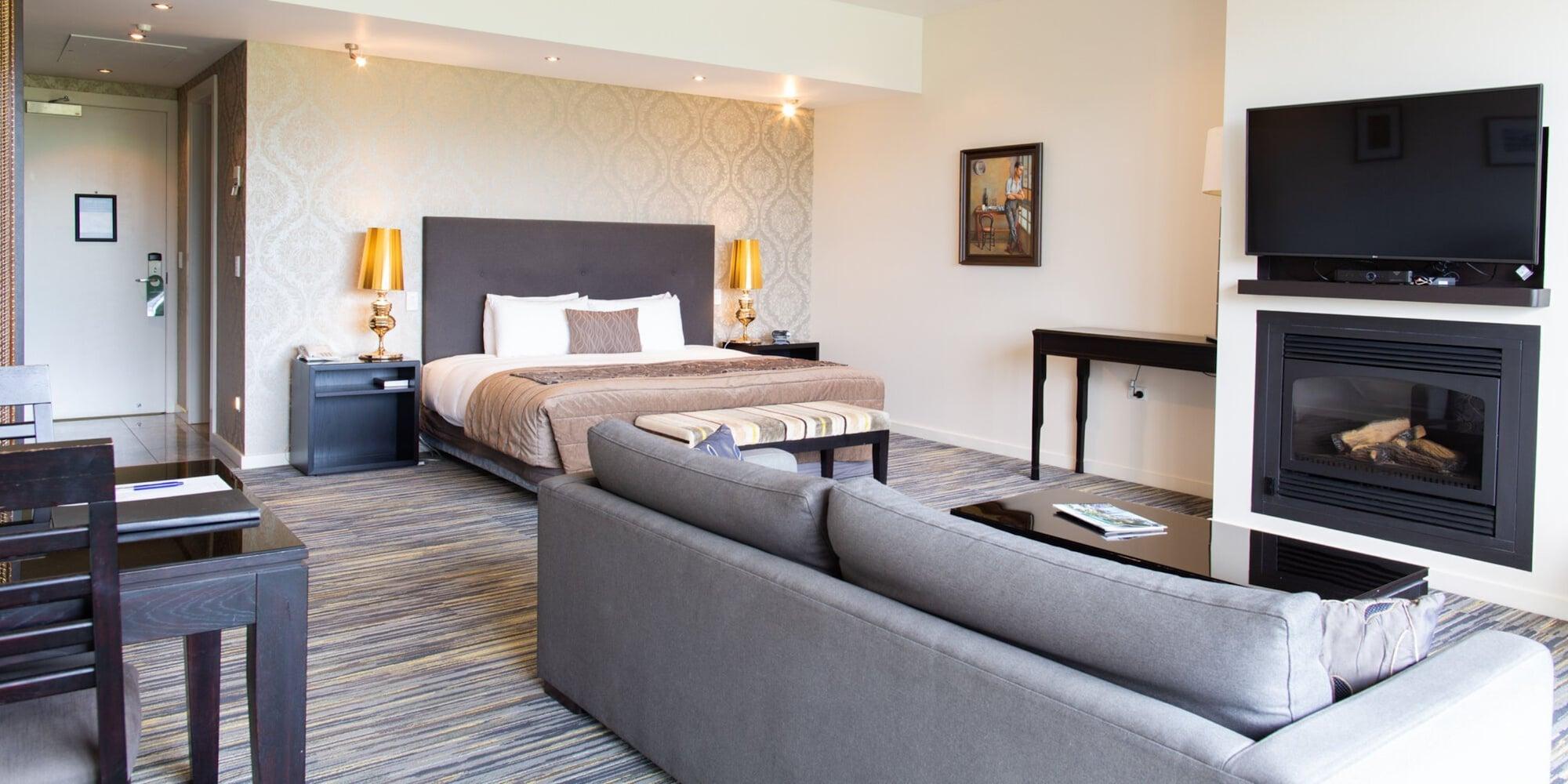 Braemar Lodge And Spa Hanmer Springs Εξωτερικό φωτογραφία A suite at the hotel